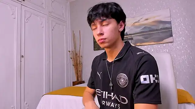 Snapshot of Tyler_durten chatting on October 29, 4:04 am Tyler durten online show from October 29, 4:04 am