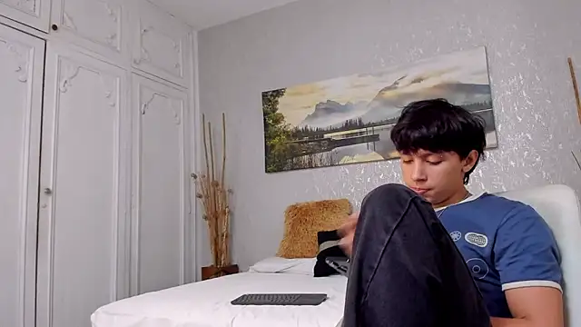 Snapshot of Tyler_durten chatting on November 7, 3:06 am Tyler durten online show from November 7, 3:06 am