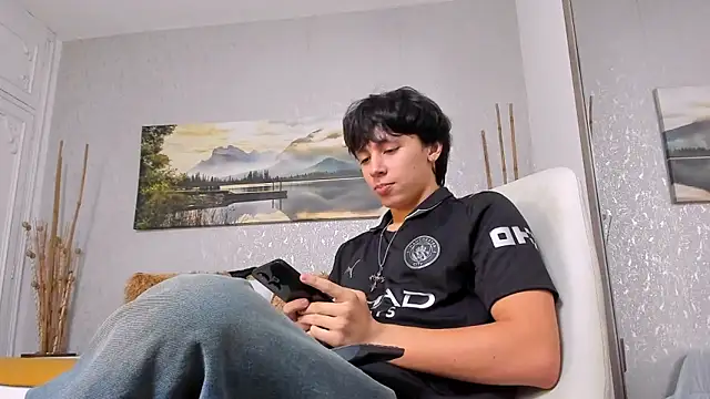 Snapshot of Tyler_durten chatting on November 21, 3:05 am Tyler durten online show from November 21, 3:05 am