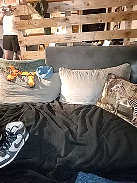 Titilouonlyf69 online show from February 6, 3:55 am