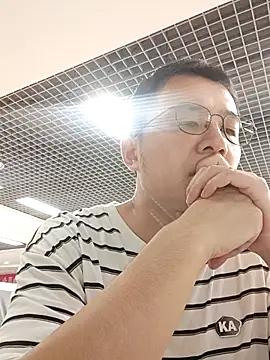 nnnnnan9527 online show from September 11, 3:06 am