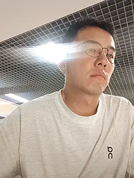 nnnnnan9527 online show from September 17, 7:10 am