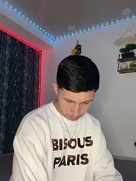 Alejandro BigCock22 online show from September 17, 3:30 am