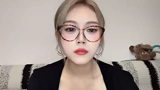 Snapshot of XingKongCOCO-107 chatting on October 1, 11:38 am XingKongCOCO-107 online show from October 1, 11:38 am