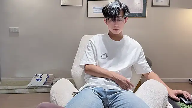 Snapshot of STxuguanhan chatting on September 18, 8:27 am STxuguanhan online show from September 18, 8:27 am