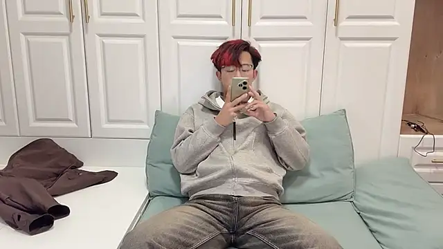 Snapshot of STxuguanhan chatting on October 26, 9:59 am STxuguanhan online show from October 26, 9:59 am