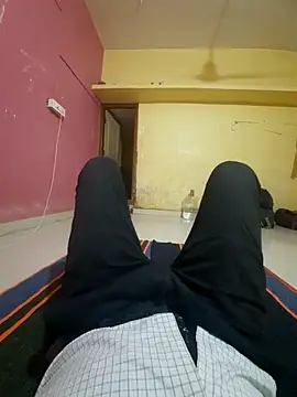 Snapshot of choot_paglu chatting on October 13, 11:43 am choot paglu online show from October 13, 11:43 am