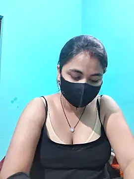 Snapshot of DivyaBhabhi69@xh chatting on May 20, 7:42 pm DivyaBhabhi69xh online show from May 20, 7:42 pm