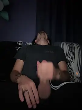 bigbrownpleasure online show from November 12, 5:30 am