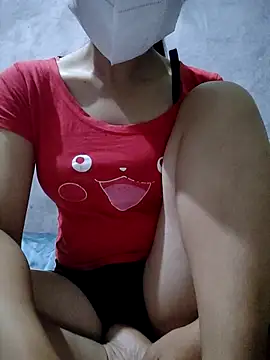 Snapshot of Lilyy-y chatting on October 1, 9:21 pm Lilyy-y online show from October 1, 9:21 pm