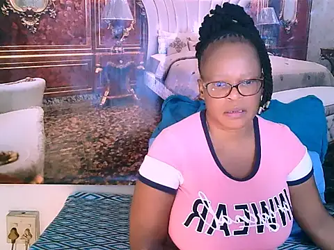Snapshot of EbonyBloom69 chatting on September 20, 5:08 am EbonyBloom69 online show from September 20, 5:08 am