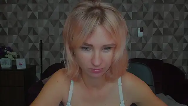 MeryMidnight online show from September 9, 6:02 am