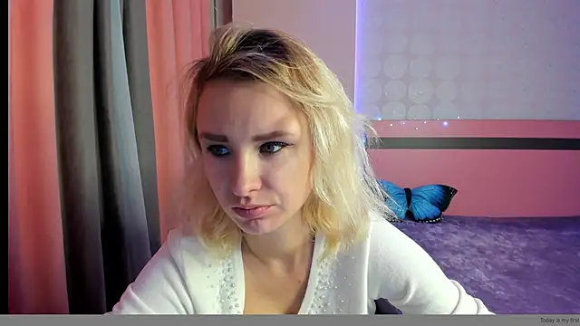 MeryMidnight online show from December 2, 6:41 am