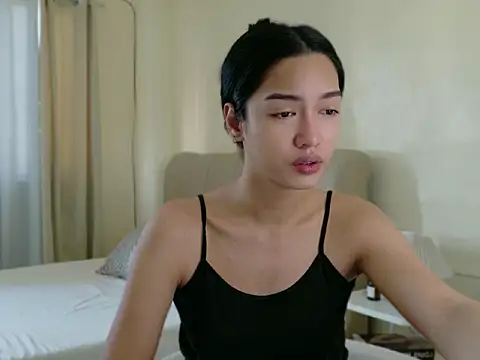 Snapshot of Blaire_Samantha chatting on March 3, 3:01 am Blaire Samantha online show from March 3, 3:01 am