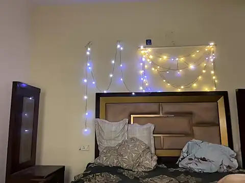 LustyDuoSecrets online show from April 24, 4:53 pm