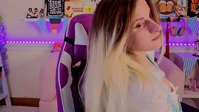 Sonia Meow online show from September 26, 5:22 am