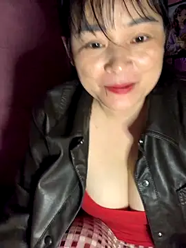 Snapshot of Star-sweet chatting on December 3, 2:08 am Star-sweet online show from December 3, 2:08 am