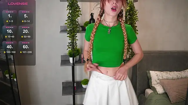 Snapshot of CameliaGlaue chatting on September 27, 10:09 am CameliaGlaue online show from September 27, 10:09 am