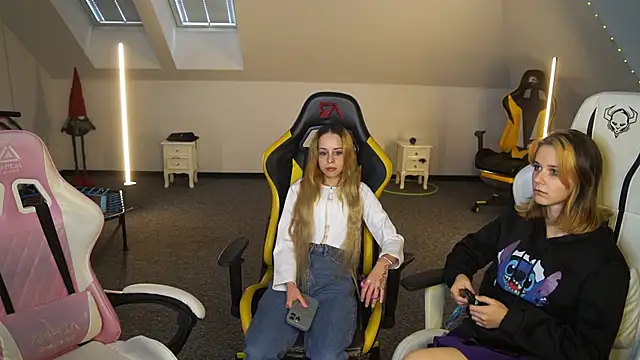  Lili 054 online show from September 30, 10:42 am