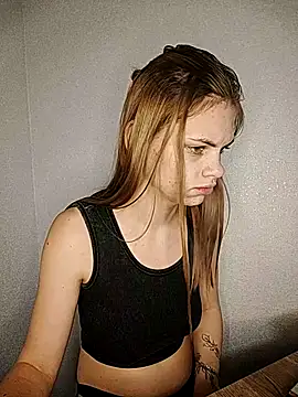 rinabluu online show from September 14, 7:24 pm