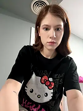 CarolaineMyers online show from October 7, 4:04 pm