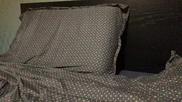 TomieSoichi online show from November 18, 8:24 pm