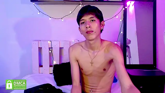 MAXIMILIANO  HOT online show from October 8, 2:25 pm