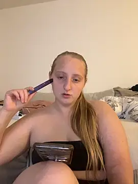 young hailey online show from November 2, 6:43 pm