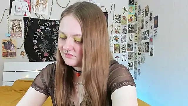 WonderConnie1 online show from October 25, 1:07 pm