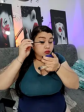 Snapshot of SafiroFer chatting on November 14, 9:02 pm SafiroFer online show from November 14, 9:02 pm