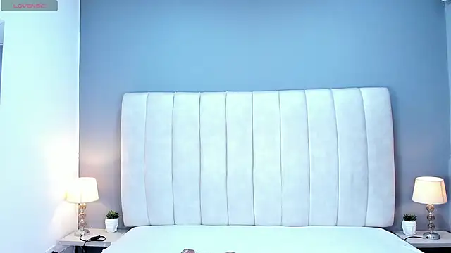 Snapshot of ScarletStarr chatting on November 15, 3:48 am ScarletStarr online show from November 15, 3:48 am