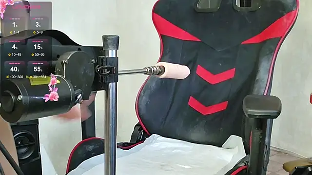 PrettyMegan online show from September 18, 12:18 pm