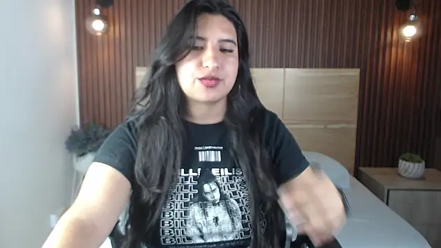 Snapshot of alice_coopperx chatting on October 10, 12:26 pm alice coopperx online show from October 10, 12:26 pm