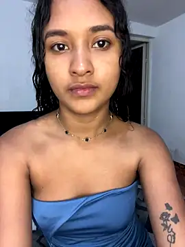 Luna sophya online show from December 13, 8:36 pm