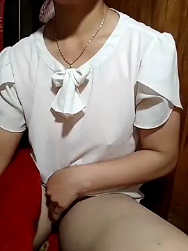 Snapshot of hera-00 chatting on October 6, 2:03 pm hera-00 online show from October 6, 2:03 pm