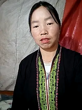 Snapshot of hera-00 chatting on November 20, 12:00 am hera-00 online show from November 20, 12:00 am