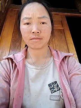 Snapshot of hera-00 chatting on November 28, 6:49 am hera-00 online show from November 28, 6:49 am