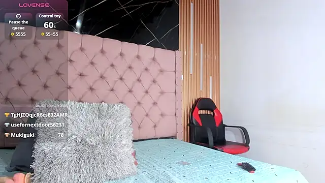 Emily Brown18 online show from September 16, 4:02 am