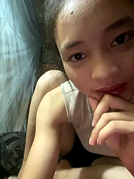 Snapshot of Kieu_xxx chatting on October 31, 2:34 am Kieu xxx online show from October 31, 2:34 am