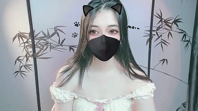 Snapshot of Sparkly_Candy chatting on November 3, 9:05 pm Sparkly Candy online show from November 3, 9:05 pm