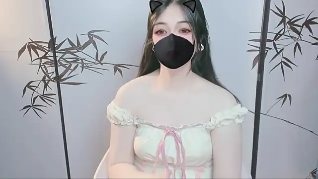 Snapshot of Sparkly_Candy chatting on November 25, 3:17 am Sparkly Candy online show from November 25, 3:17 am