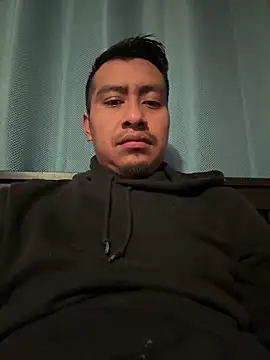 Snapshot of juniorl1 chatting on December 16, 5:18 pm juniorl1 online show from December 16, 5:18 pm