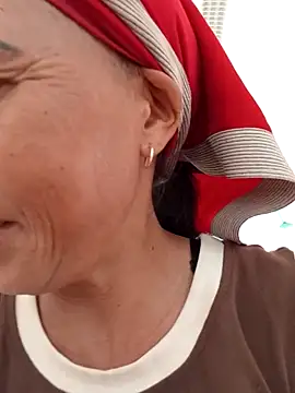 me-cute online show from September 13, 4:12 am