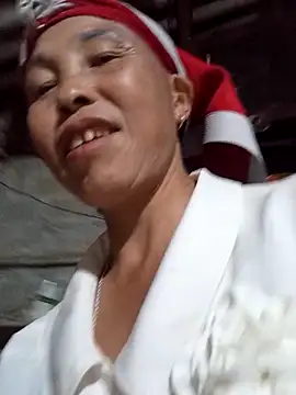 me-cute online show from September 24, 3:48 pm