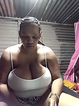 HappygalTheQueen online show from October 27, 6:01 pm