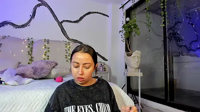 SarahCastro1  online show from October 6, 2:09 am