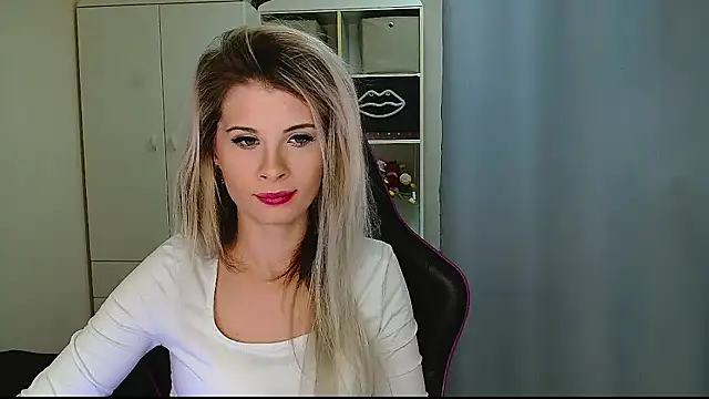 KristineGlow online show from January 13, 7:13 am