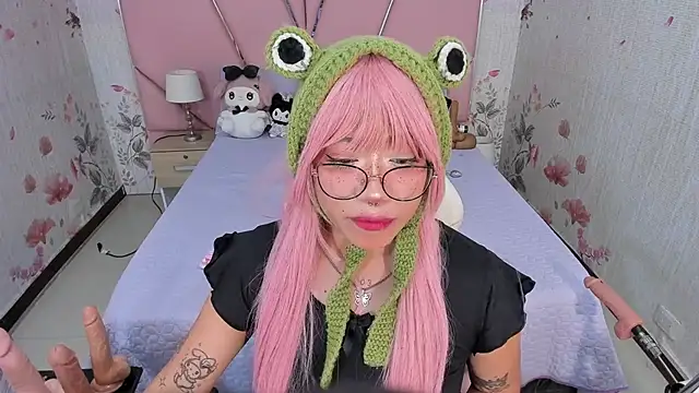 SafiroAgataaa online show from November 28, 8:00 pm