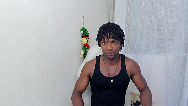 Snapshot of tau_montes chatting on November 22, 11:15 pm tau montes online show from November 22, 11:15 pm