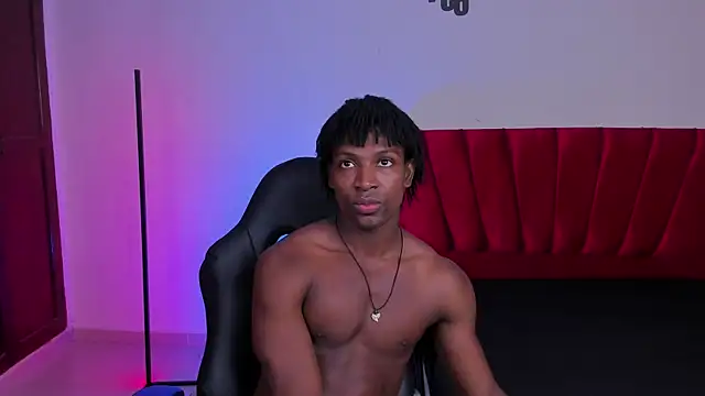 Snapshot of tau_montes chatting on December 16, 1:27 pm tau montes online show from December 16, 1:27 pm